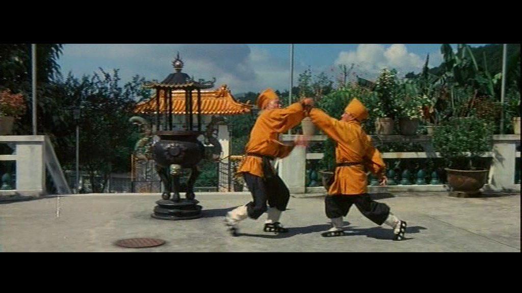 Кадр из фильма Дуэль семи тигров / Liu he qian shou (1979)