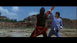 Кадры из фильма Дуэль семи тигров / Liu he qian shou (1979)
