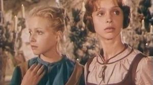 Кадры из фильма Беляночка и Розочка / Schneeweißchen und Rosenrot (1979)