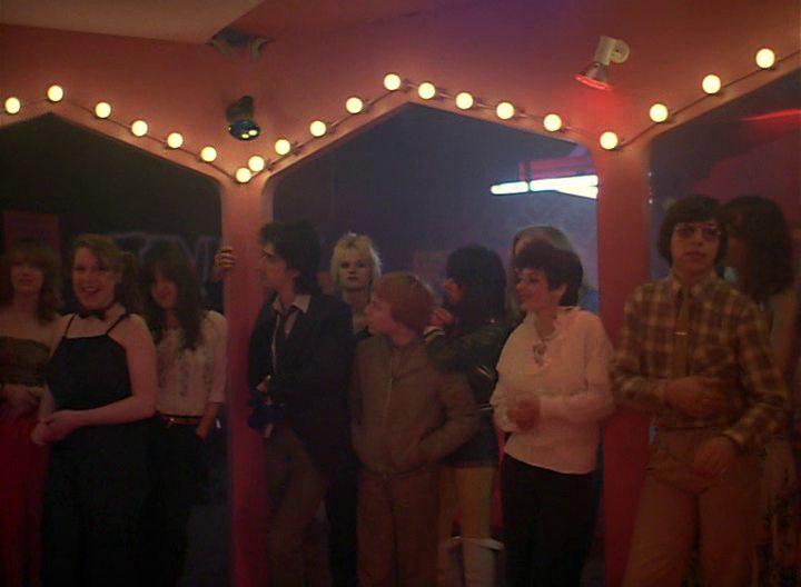 Кадр из фильма Мерзавцы / Bloody Kids (1979)