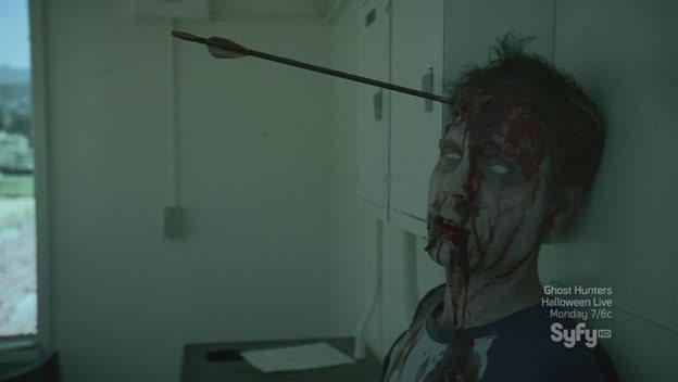 Кадр из фильма Апокалипсис Зомби / Zombie Apocalypse (2011)