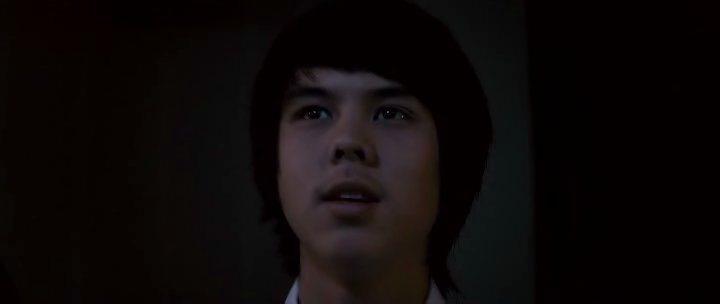 Кадр из фильма Тинейджер на миллиард / Top Secret: Wai roon pun lan (2011)