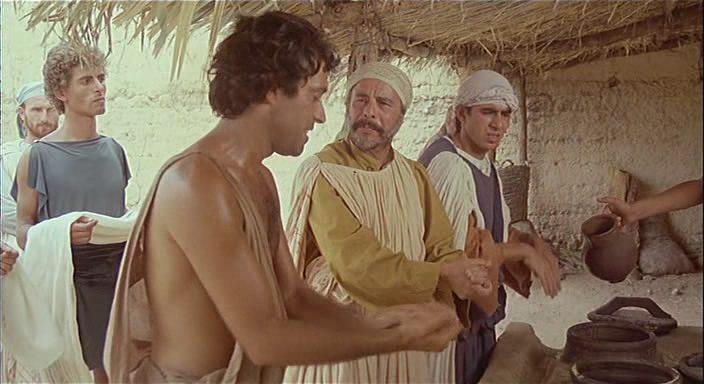 Кадр из фильма Вор / Anbukku Naan Adimai (1980)