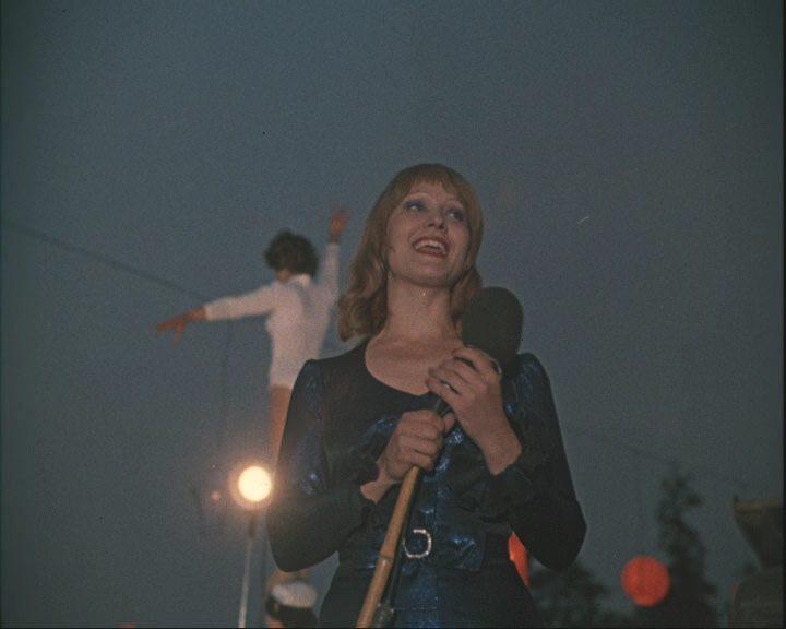 Кадр из фильма Познавая белый свет (1980)