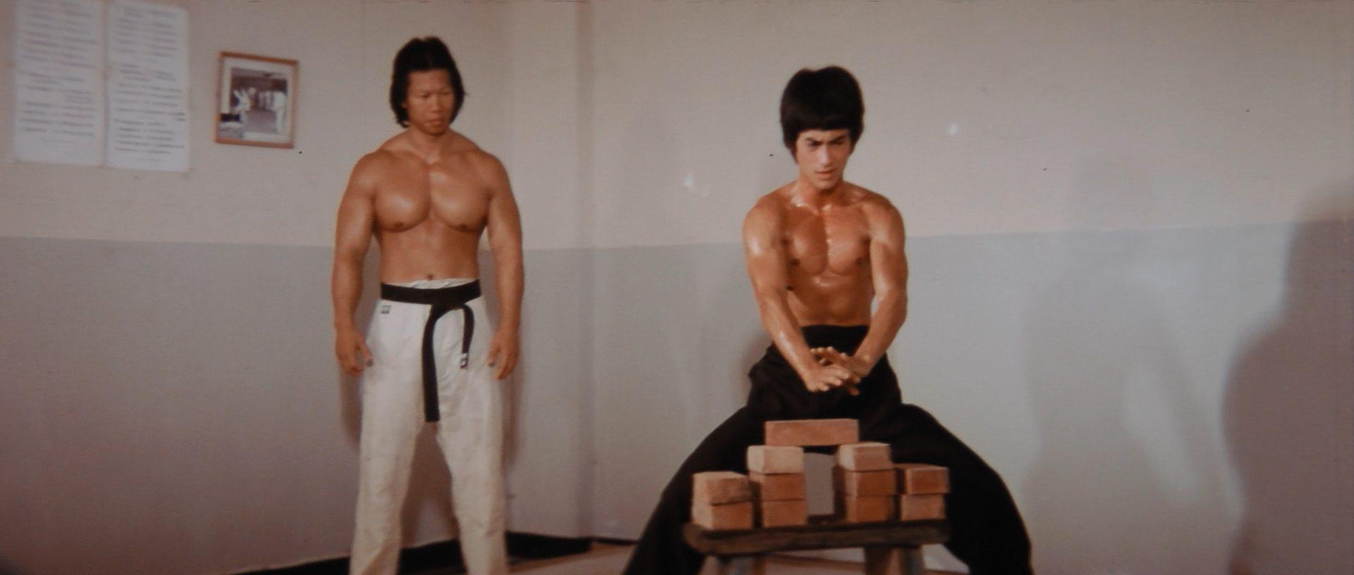 Кадр из фильма Клоны Брюса Ли / Shen wei san meng long (1980)