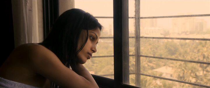 Кадр из фильма Красавица из трущоб / Trishna (2011)