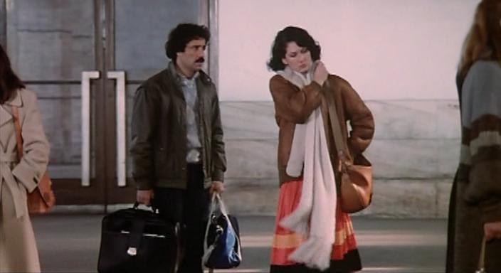 Кадр из фильма Любовь в вагоне первого класса / Un amore in prima classe (1980)