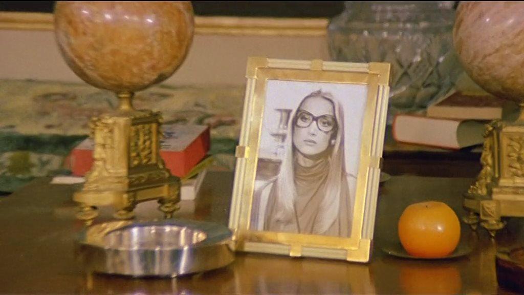 Кадр из фильма Жена в отпуске... любовница в городе / La moglie in vacanza... l amante in cittа (1980)