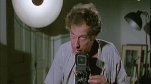 Кадры из фильма На тонком канате / Al Hevel Dak (1980)