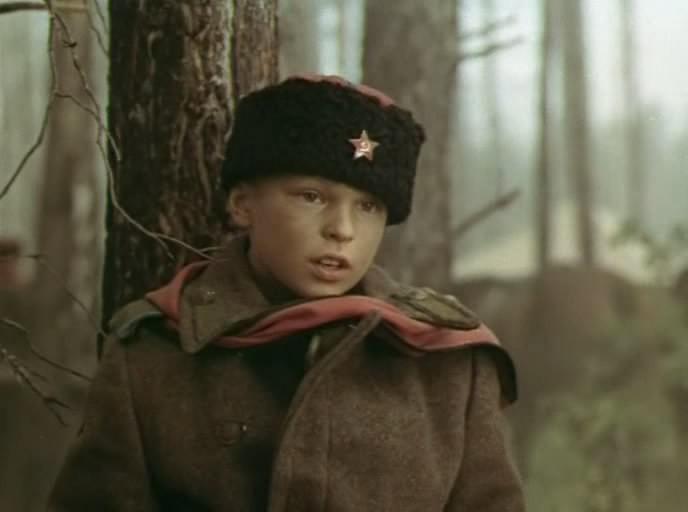 Кадр из фильма Сын полка (1981)