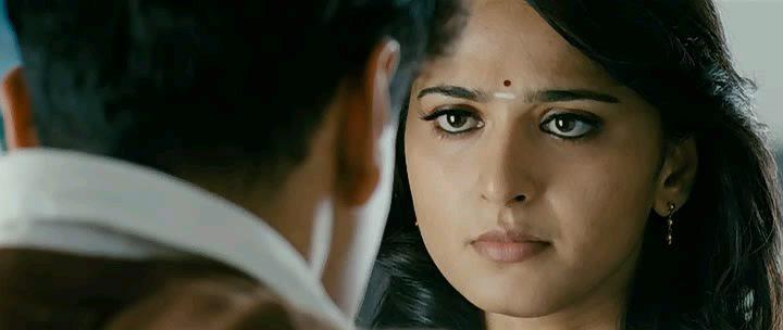 Кадр из фильма Святая дочь бога / Deiva Thirumagal (2011)