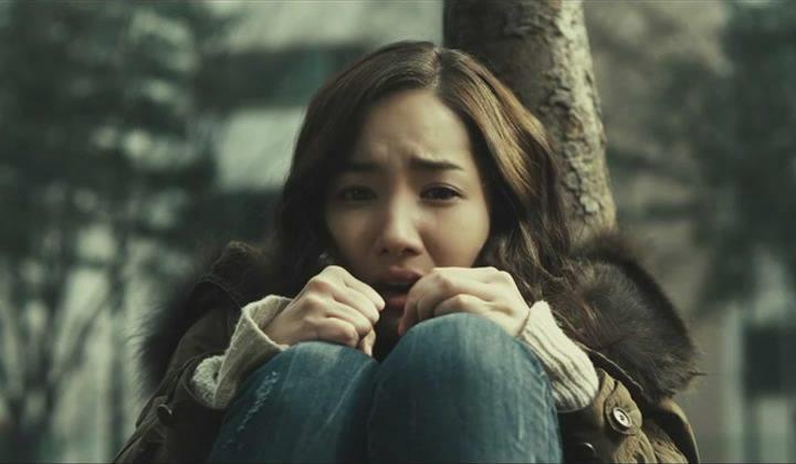 Кадр из фильма Кот: глаза, которые видят смерть / Go-hyang-i: Jook-eum-eul Bo-neun Doo Gae-eui Noon (2011)