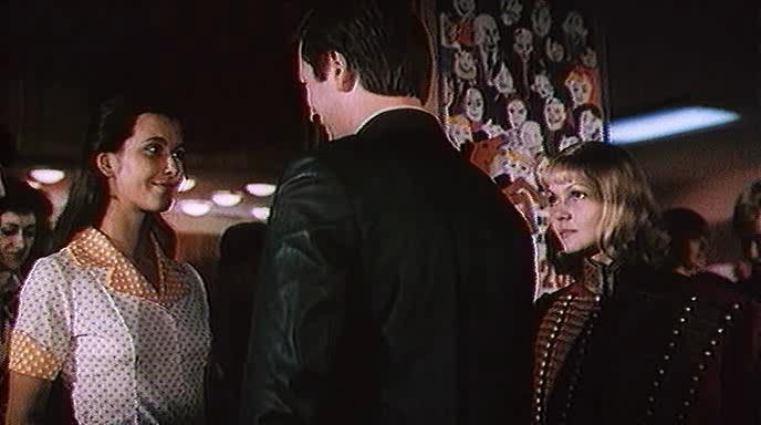Кадр из фильма Девушка и Гранд (1981)