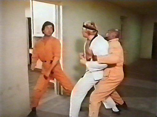 Кадр из фильма Сила пятерых / Force: Five (1981)
