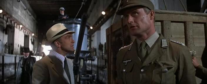 Кадр из фильма Индиана Джонс: В поисках утраченного ковчега / Indiana Jones And The Raiders Of The Lost Ark (1981)