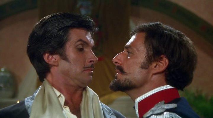 Кадр из фильма Зорро, голубой клинок / Zorro, the Gay Blade (1981)