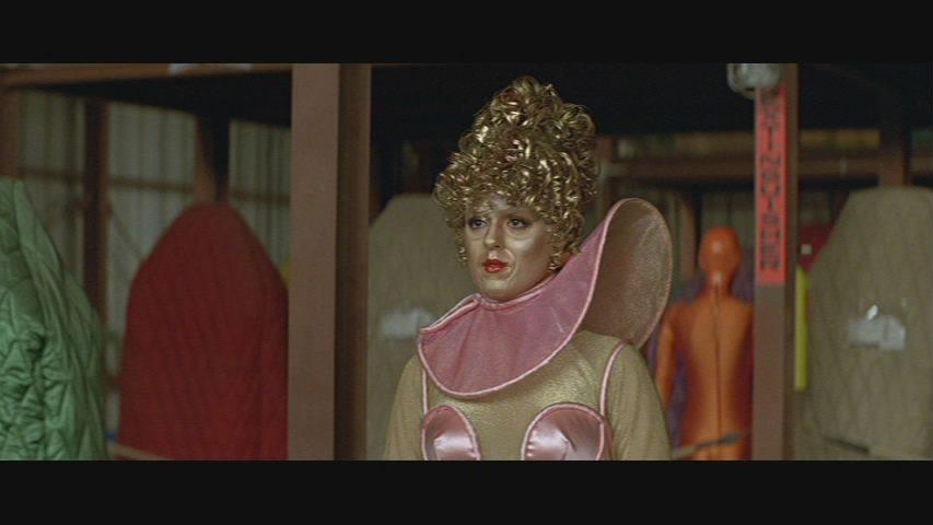 Кадр из фильма Побег роботов / Heartbeeps (1981)
