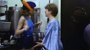 Кадры из фильма Безбашенные официантки / Waitress! (1981)