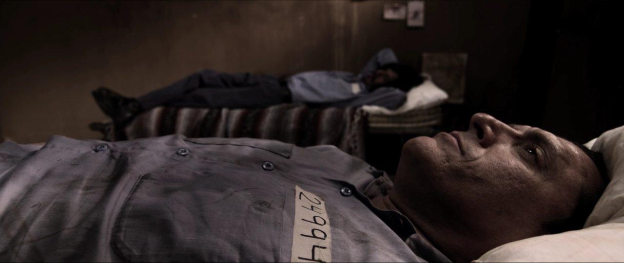 Кадр из фильма Сокамерники / Cellmates (2011)