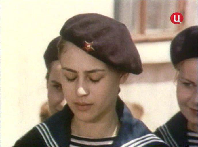 Кадр из фильма Женские радости и печали (1982)