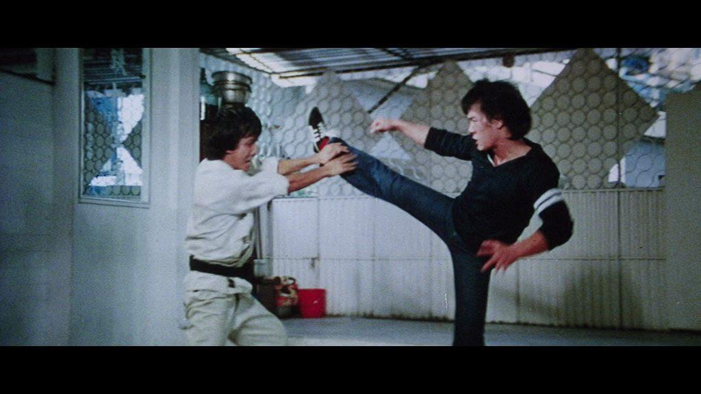 Кадр из фильма Китайский коротышка / Long de ying zi (1982)