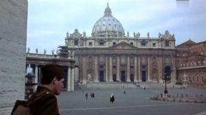 Кадры из фильма Монсиньор / Monsignor (1982)