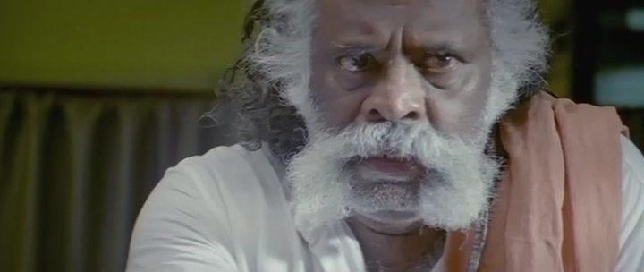 Кадр из фильма Поле битвы / Aadukalam (2011)