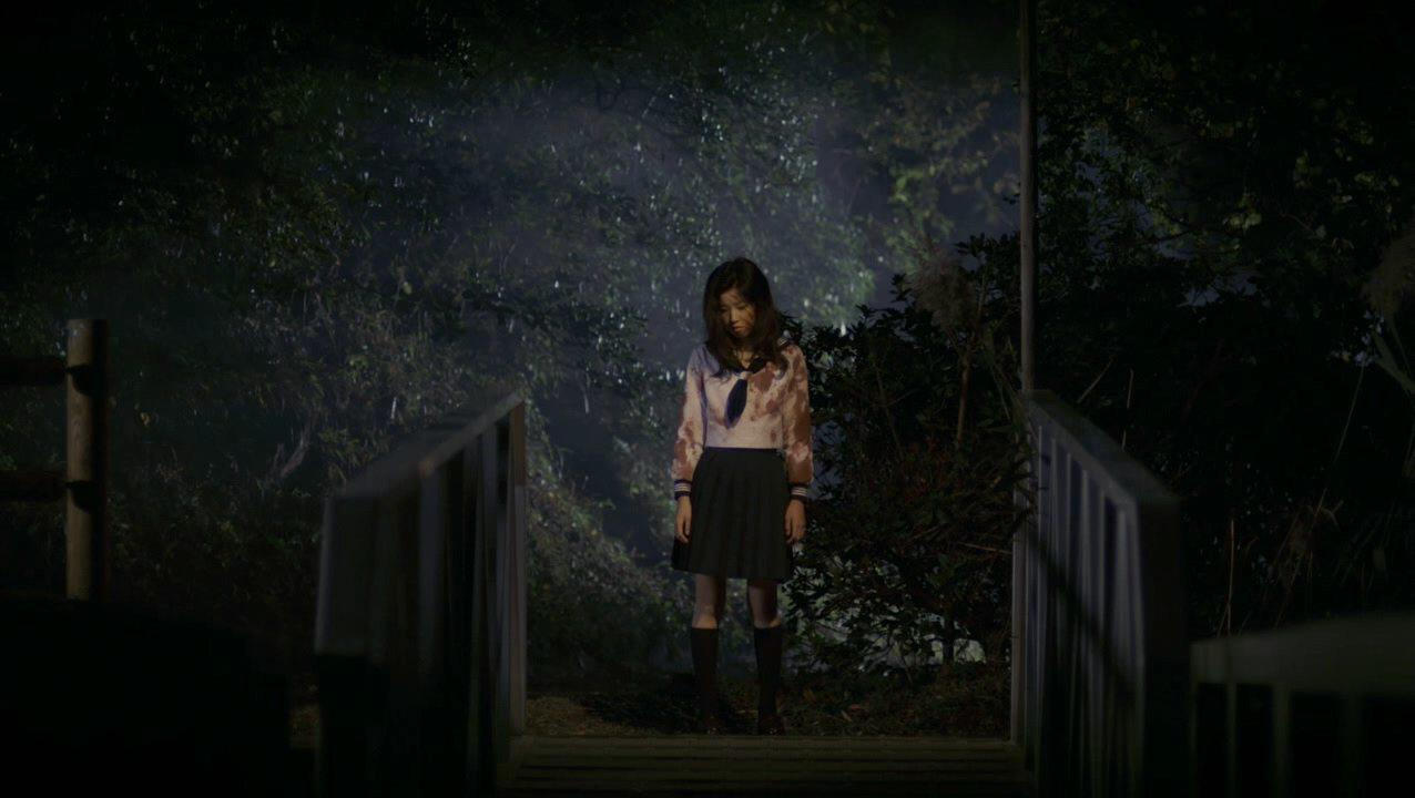 Кадр из фильма Школьница против зомби / Schoolgirl Apocalypse (2011)