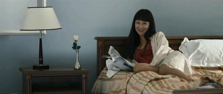 Кадр из фильма На измене (2010)