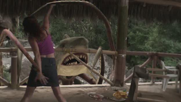 Кадр из фильма Акулосьминог / Sharktopus (2010)