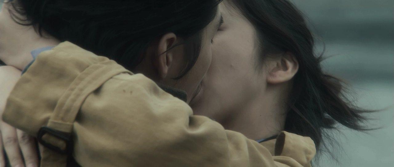 Кадр из фильма Поздняя осень / Manchu (2010)