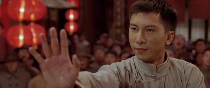Кадр из фильма Ип Ман: Рождение легенды / Yip Man chin chyun (2010)
