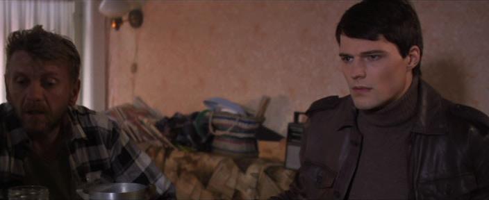 Кадр из фильма Весельчаки (2009)