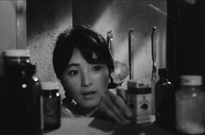 Кадр из фильма Служанка / Hanyo (The Housemaid) (1960)