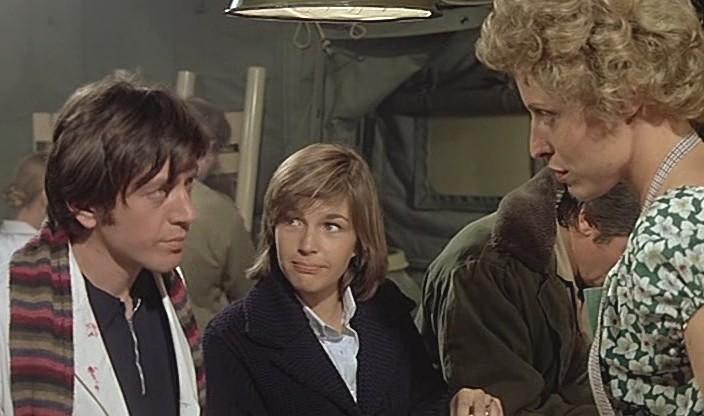 Кадр из фильма Военврач / Le toubib (1979)