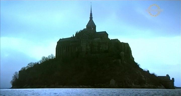Кадр из фильма Призрак Мон-Сен-Мишель / L'ombre du Mont-Saint-Michel (2010)