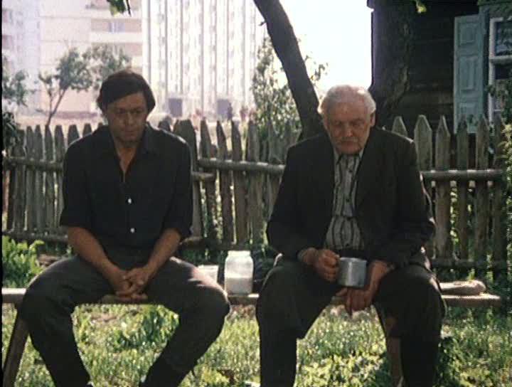 Кадр из фильма Белые Росы (1983)