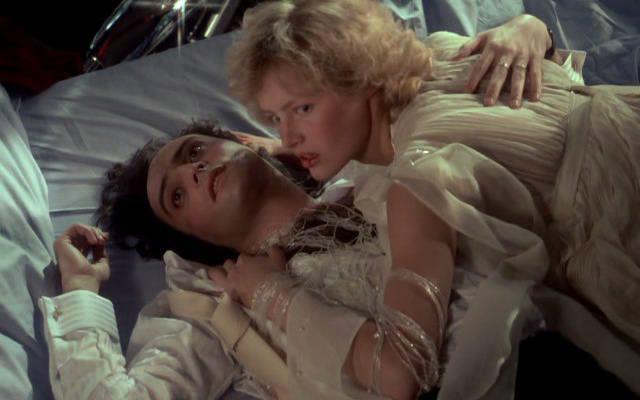 Кадр из фильма Прекрасная пленница / La Belle captive (1983)