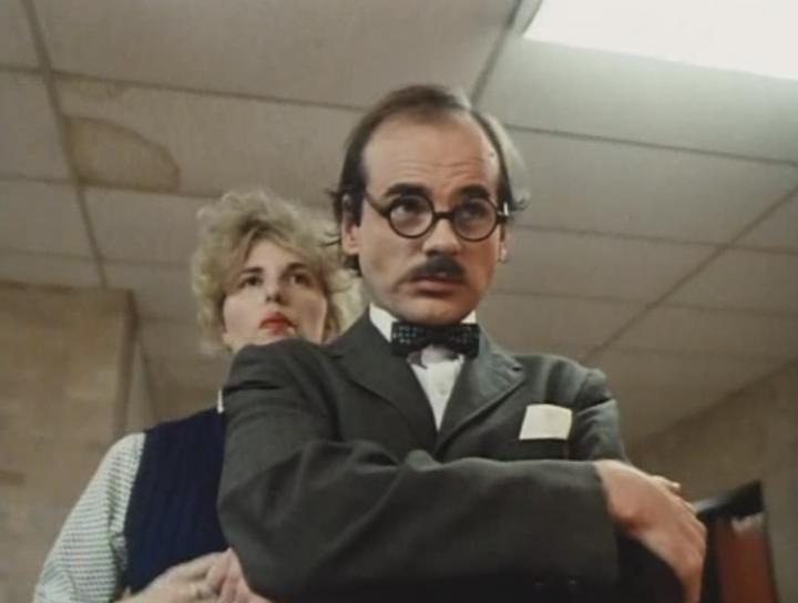 Кадр из фильма Сумасброды / Screwballs (1983)