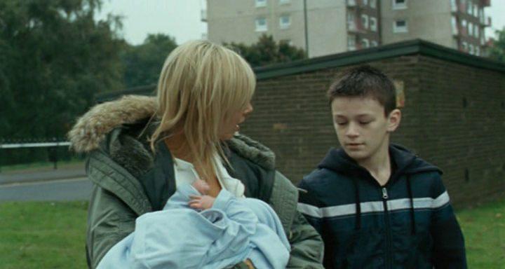 Кадр из фильма Мальчик, которого звали папой / A Boy Called Dad (2009)