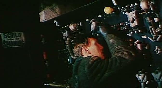 Кадр из фильма Действуй по обстановке (1984)
