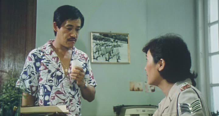 Кадр из фильма Пом Пом / Shen yong shuang xiang pao (1984)