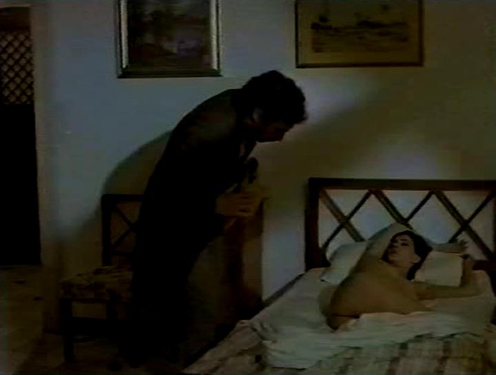 Кадр из фильма Призрак / Malombra (1984)