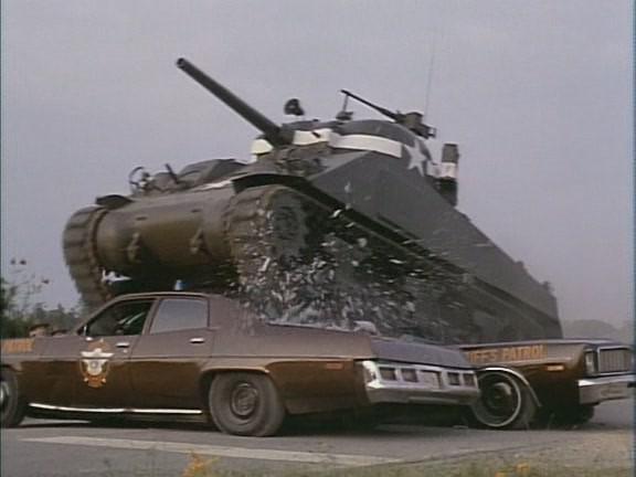 Кадр из фильма Танк / Tank (1984)