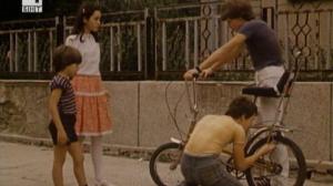 Кадры из фильма В ветвях черешни / Gore na chereshata (1984)