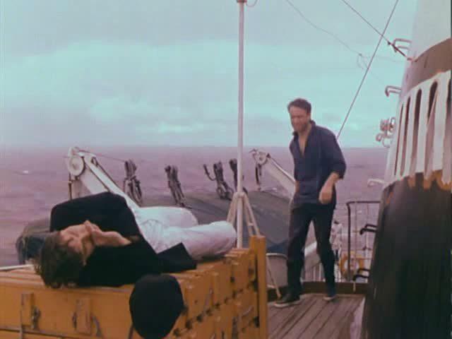 Кадр из фильма Три кроны для моряка / Les trois couronnes du matelot (1984)