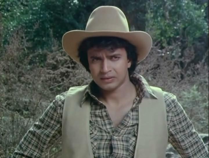 Кадр из фильма Как три мушкетера / Jagir (1984)