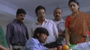 Кадры из фильма Разгневанный / Padikkathavan (2009)