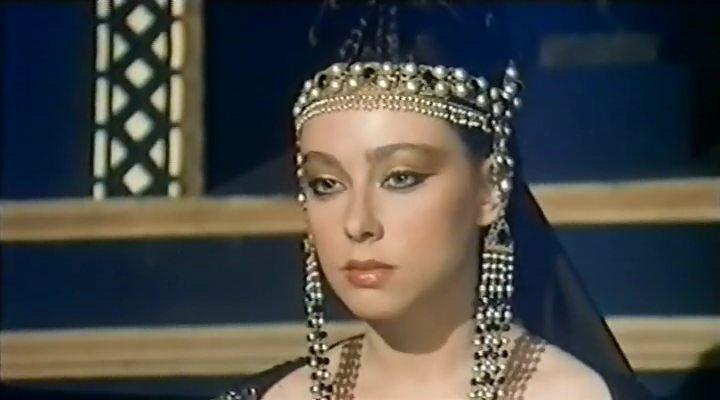 Кадр из фильма Эротические сны Клеопатры / Sogni erotici di Cleopatra (1985)