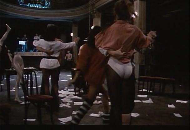 Кадр из фильма Танго, Гардель в изгнании / El exilio de Gardel: Tangos (1985)